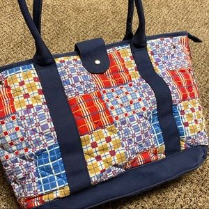 Quilted large tote red white blue zip and snap closure inside pockets Pa…